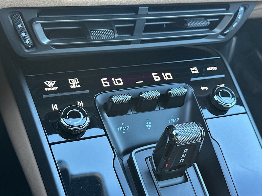 Thumbnail: 2024 Porsche 911 - 23