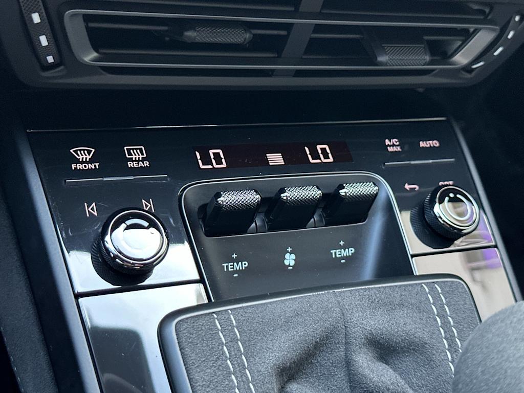 Thumbnail: 2022 Porsche 911 - 24