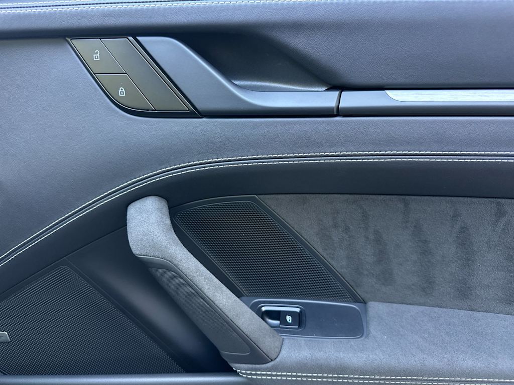 Thumbnail: 2022 Porsche 911 - 21