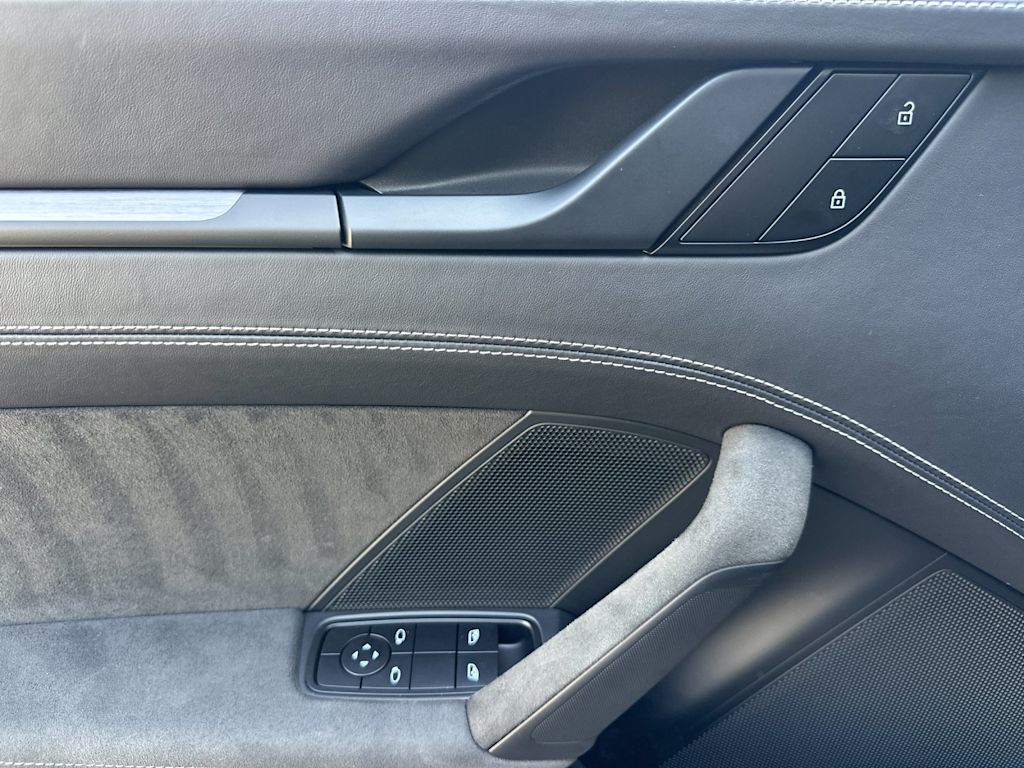 Thumbnail: 2022 Porsche 911 - 19