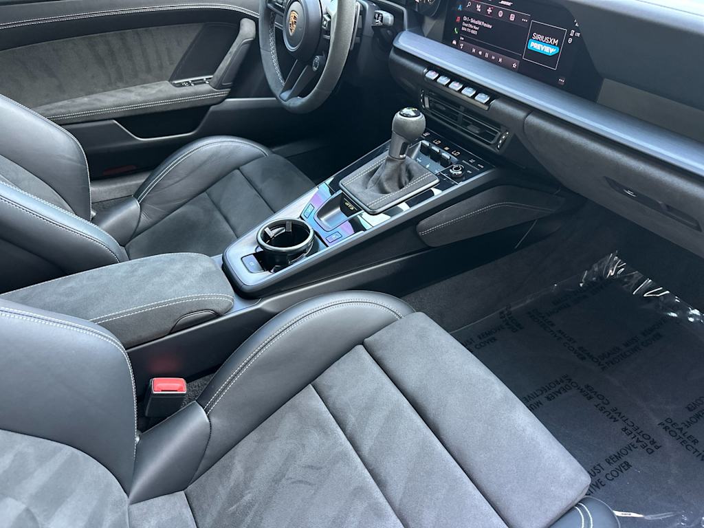 Thumbnail: 2022 Porsche 911 - 8