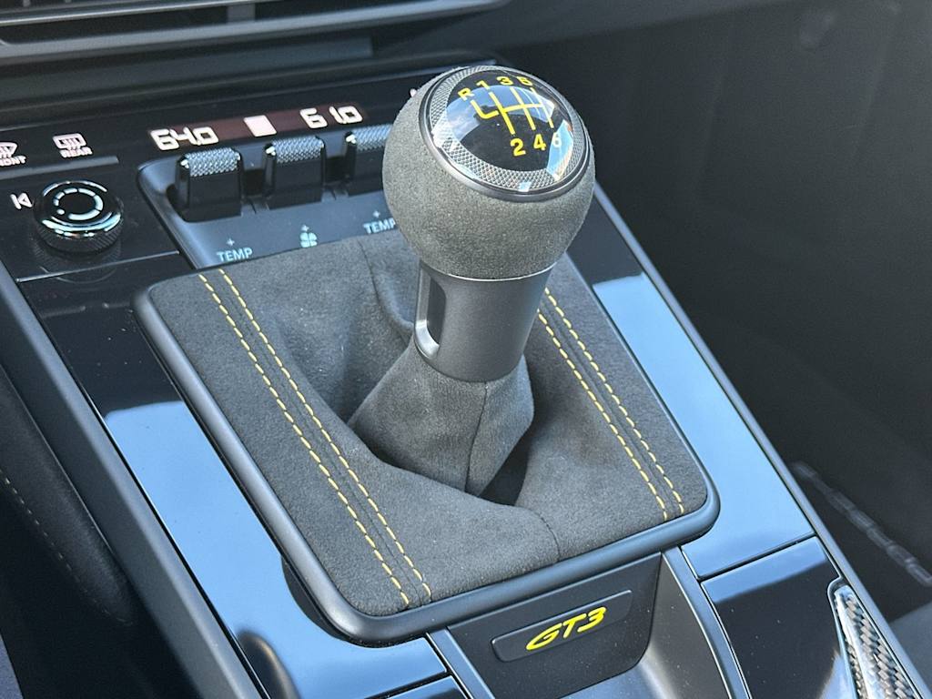 Thumbnail: 2022 Porsche 911 - 12