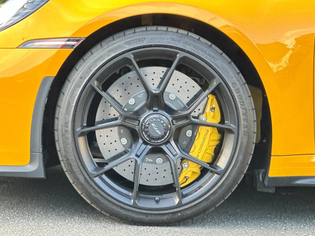 Thumbnail: 2022 Porsche 911 - 7