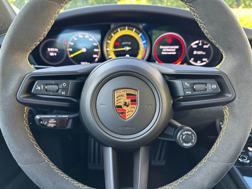 Thumbnail: 2022 Porsche 911 - 10