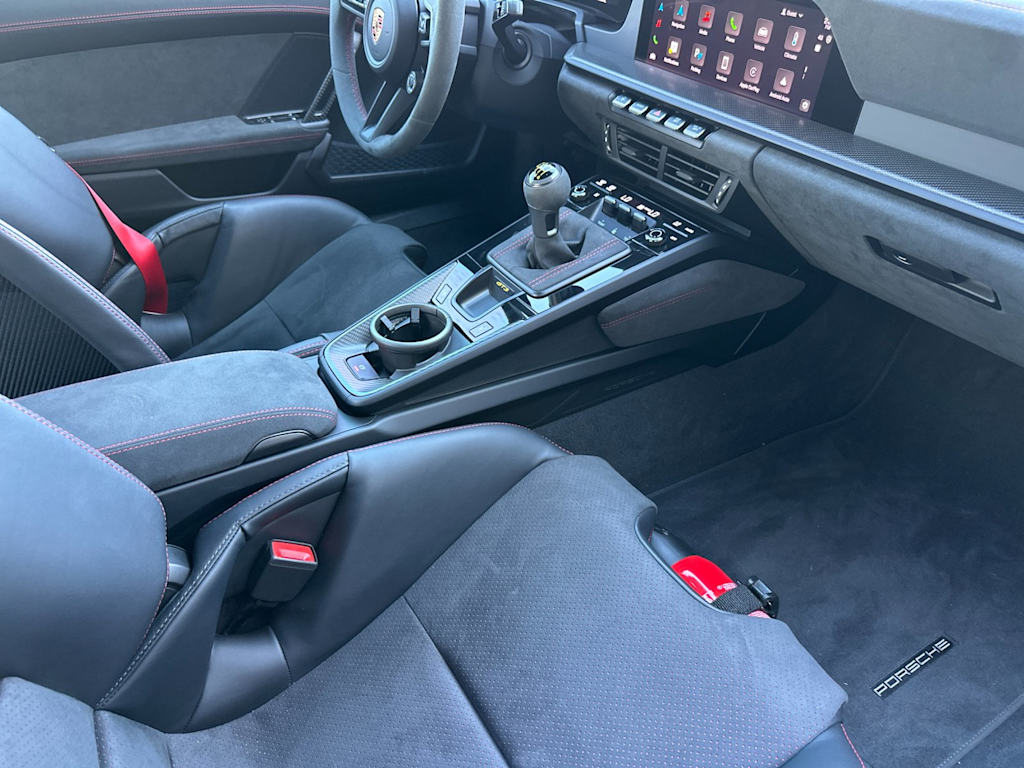 Thumbnail: 2025 Porsche 911 - 8