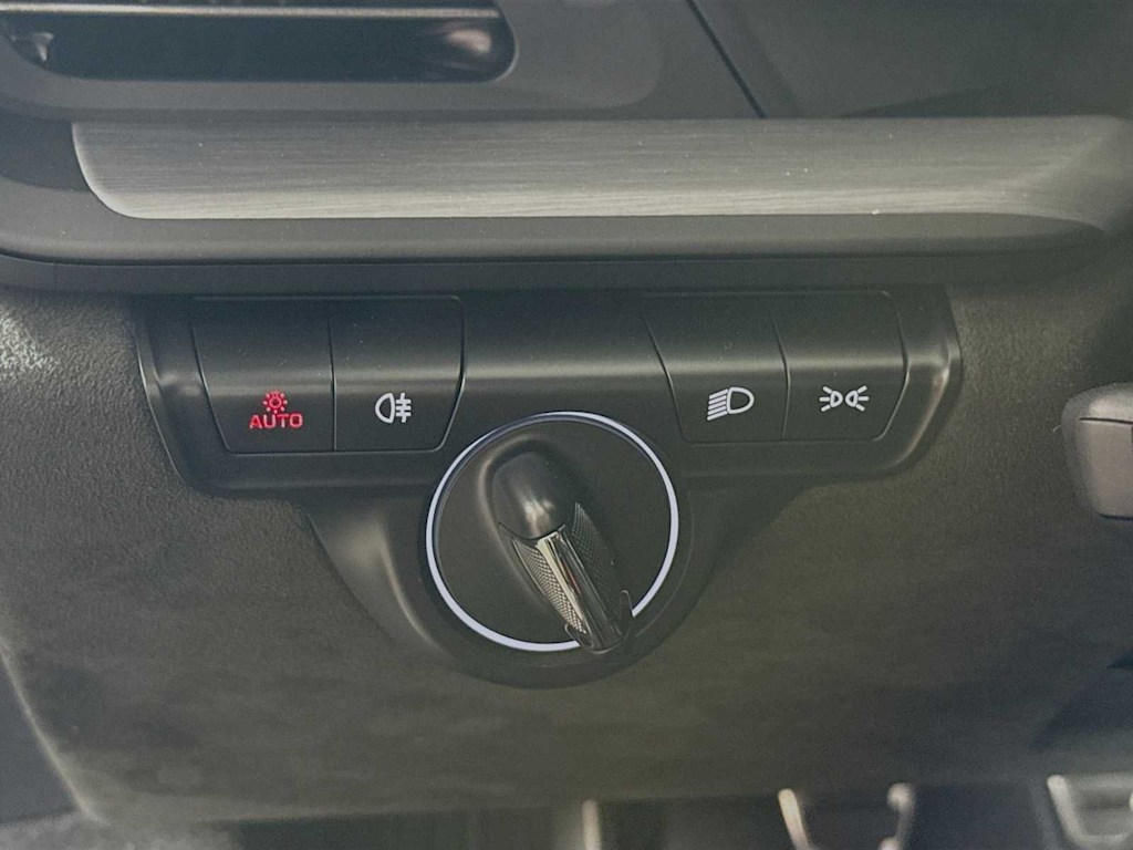 Thumbnail: 2022 Porsche 911 - 18