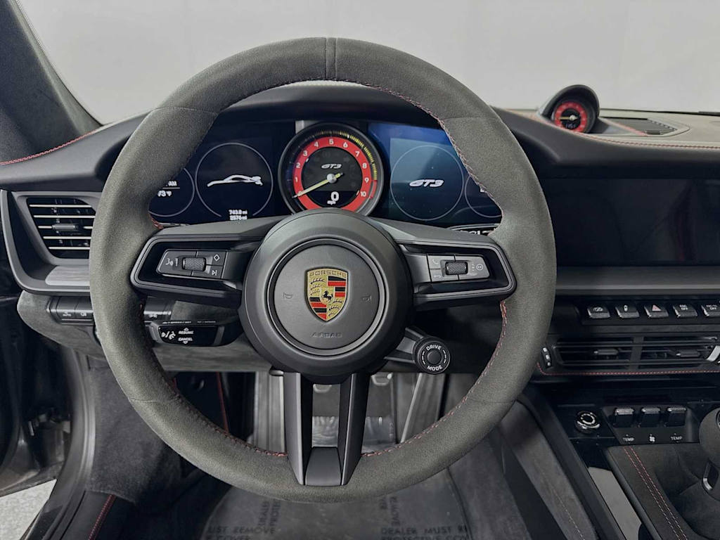 Thumbnail: 2022 Porsche 911 - 8
