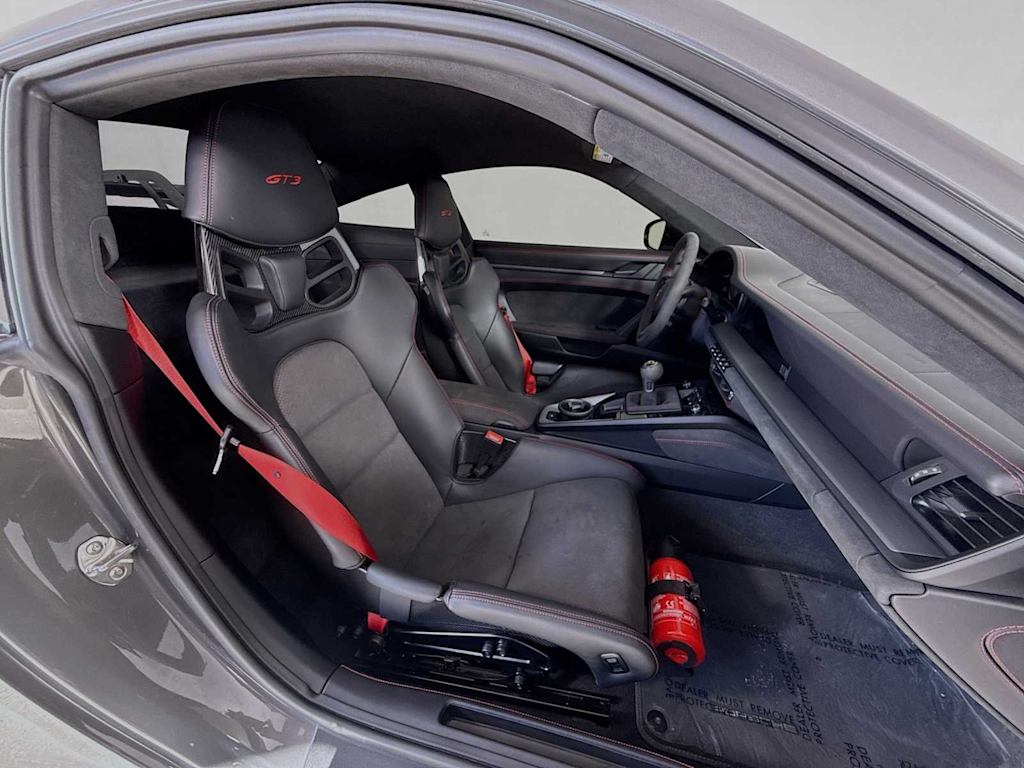 Thumbnail: 2022 Porsche 911 - 24