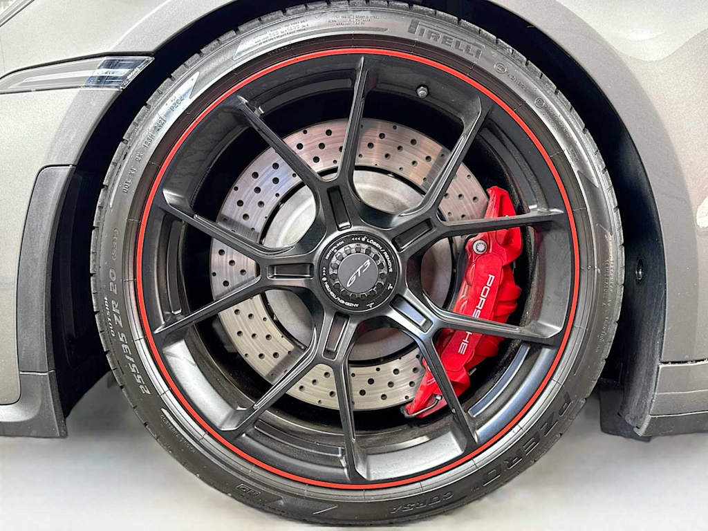 Thumbnail: 2022 Porsche 911 - 7