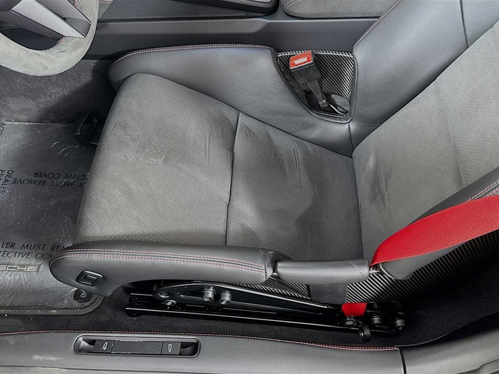 Thumbnail: 2022 Porsche 911 - 21