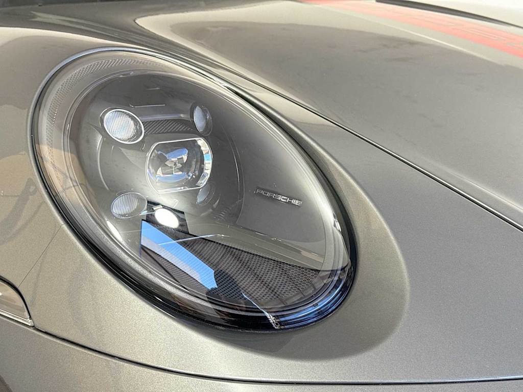 Thumbnail: 2022 Porsche 911 - 6