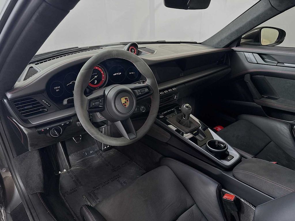 Thumbnail: 2022 Porsche 911 - 2