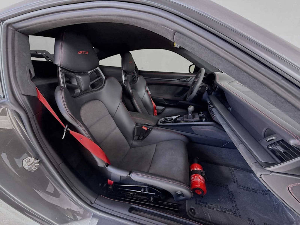 Thumbnail: 2022 Porsche 911 - 46
