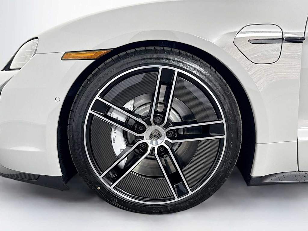 Thumbnail: 2025 Porsche Taycan - 6
