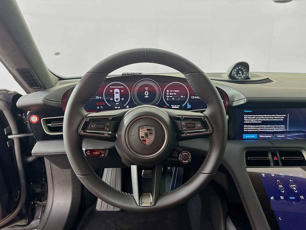 Thumbnail: 2026 Porsche Taycan - 40