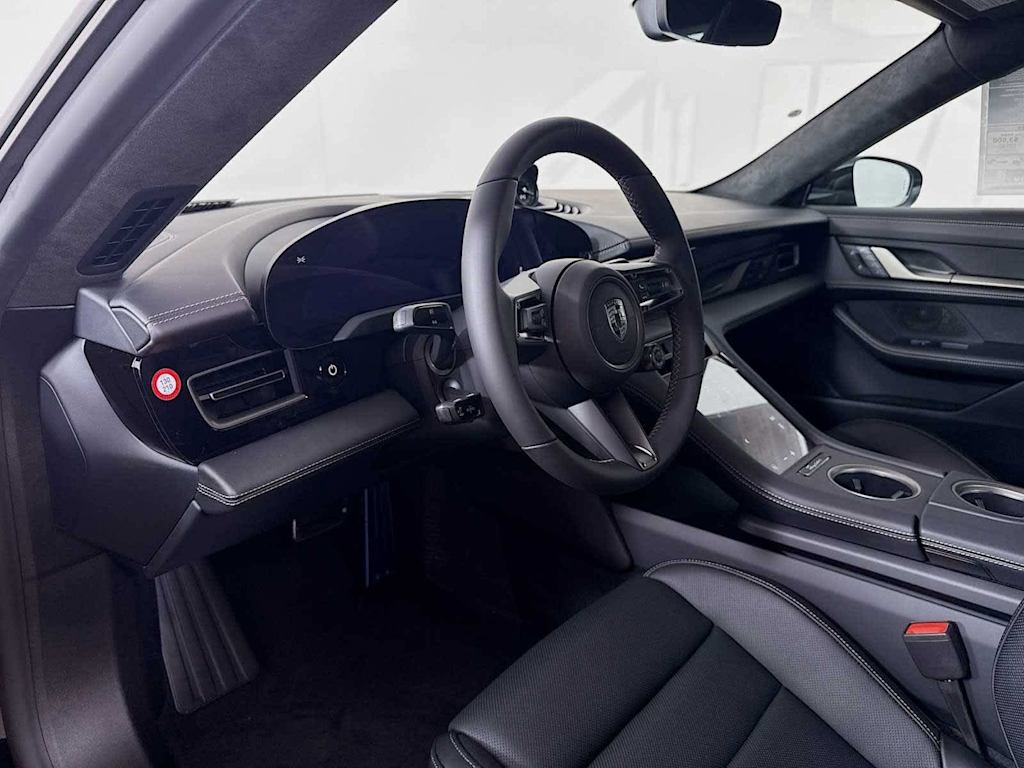 Thumbnail: 2026 Porsche Taycan - 32