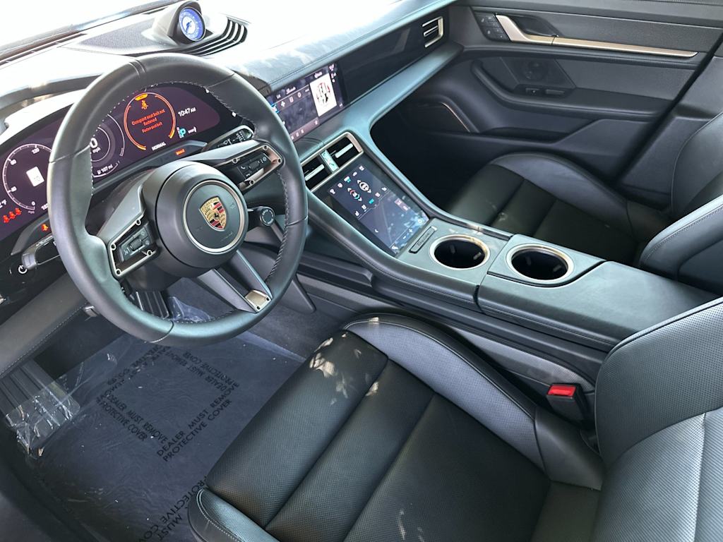 Thumbnail: 2022 Porsche Taycan - 2