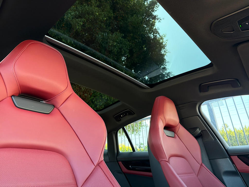 Thumbnail: 2026 Porsche Panamera - 22