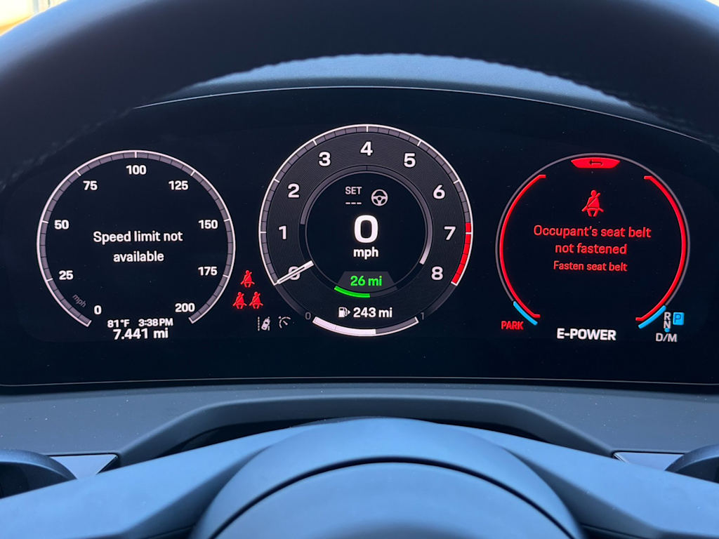 Thumbnail: 2026 Porsche Panamera - 15