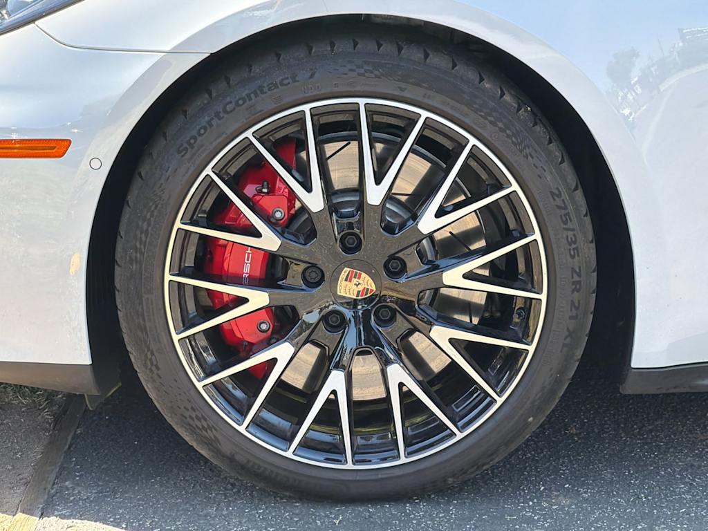 Thumbnail: 2026 Porsche Panamera - 8