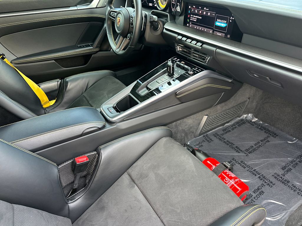 Thumbnail: 2022 Porsche 911 - 11