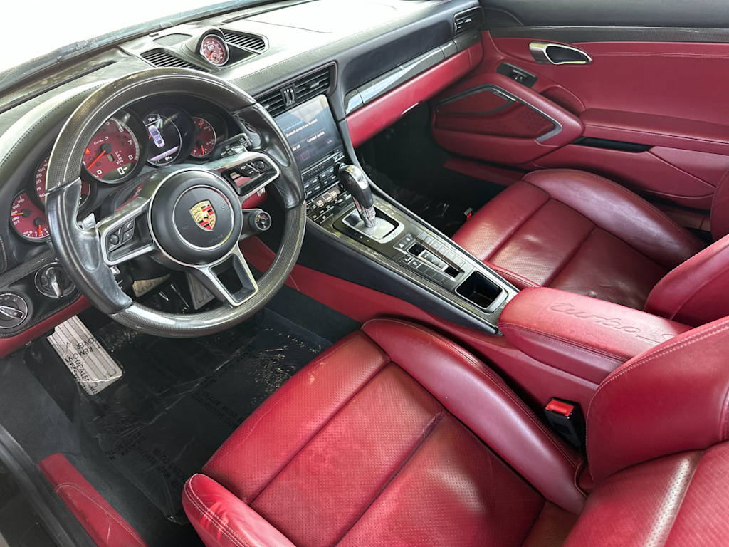 Thumbnail: 2017 Porsche 911 - 2