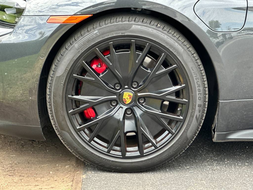 Thumbnail: 2023 Porsche Taycan - 8