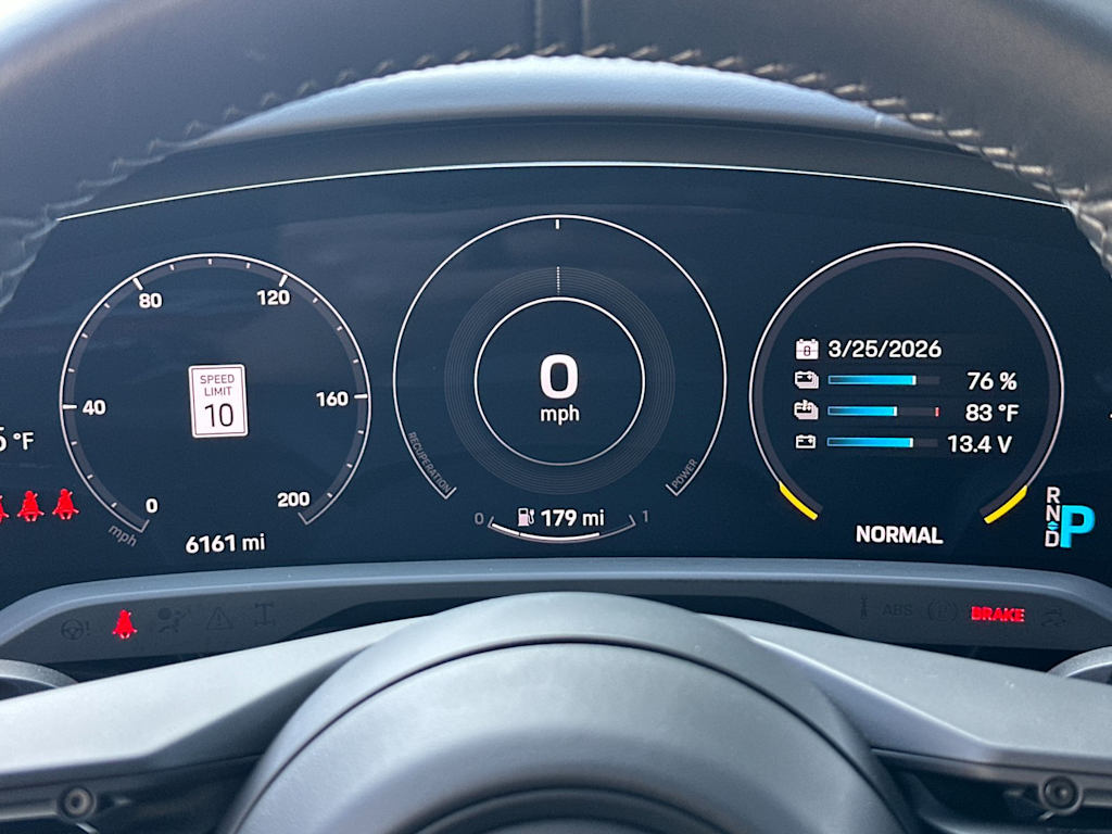 Thumbnail: 2023 Porsche Taycan - 15