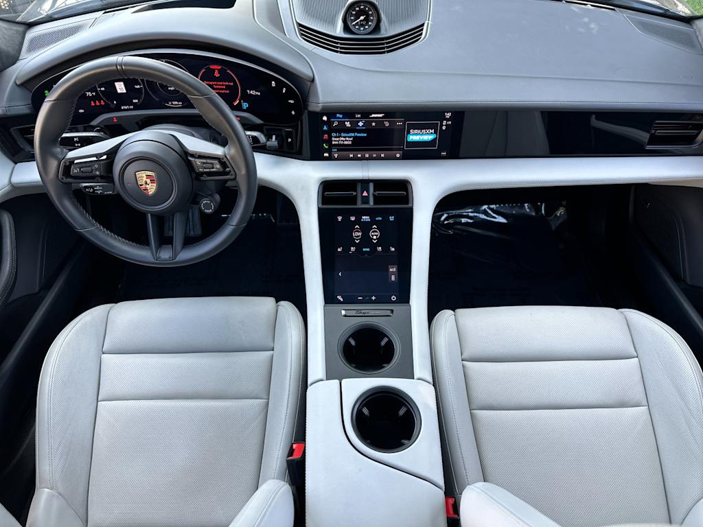 Thumbnail: 2023 Porsche Taycan - 7