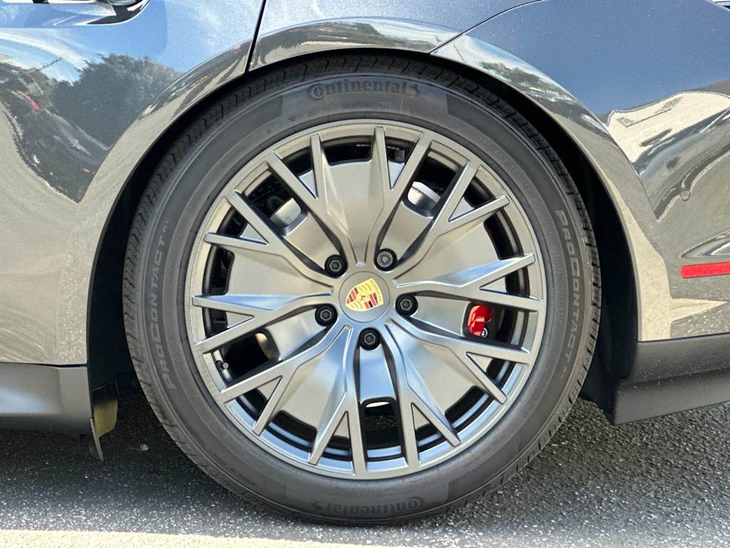 Thumbnail: 2026 Porsche Taycan - 7