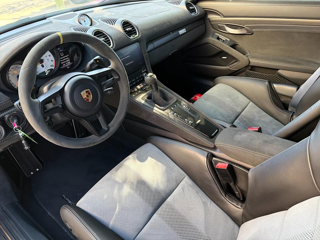 Thumbnail: 2024 Porsche 718 Cayman - 2