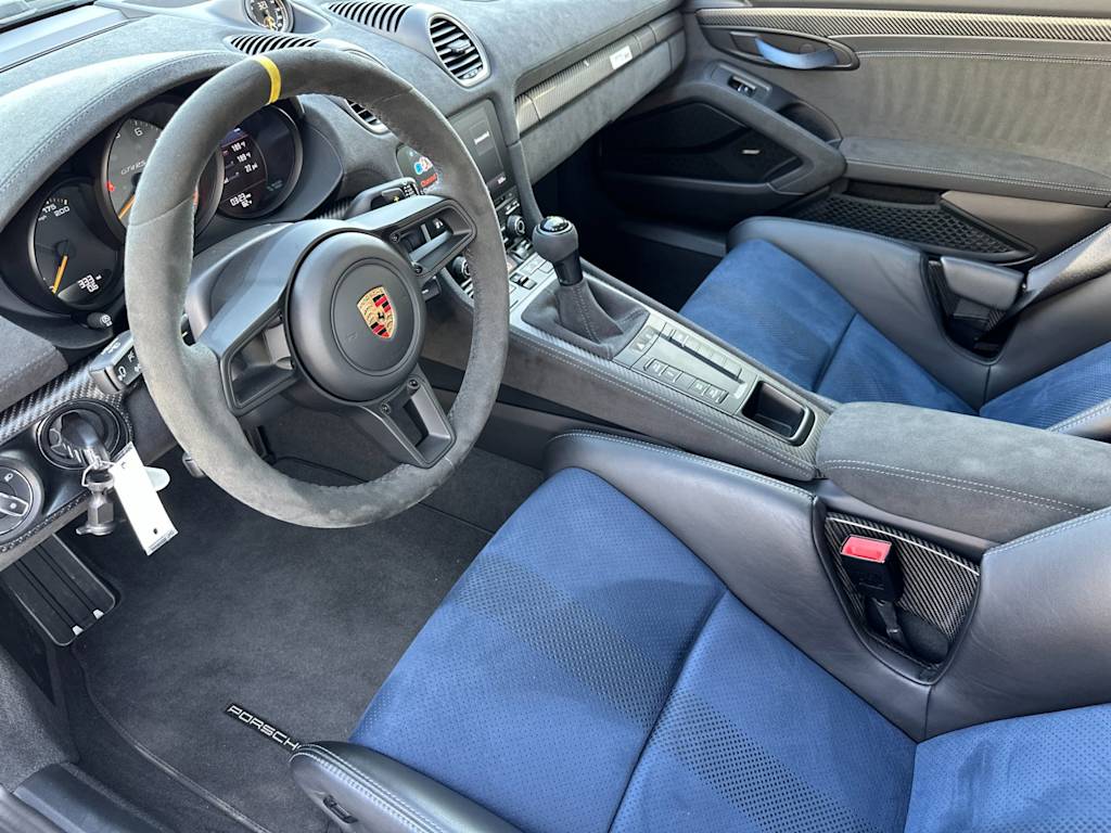 Thumbnail: 2023 Porsche 718 Cayman - 2