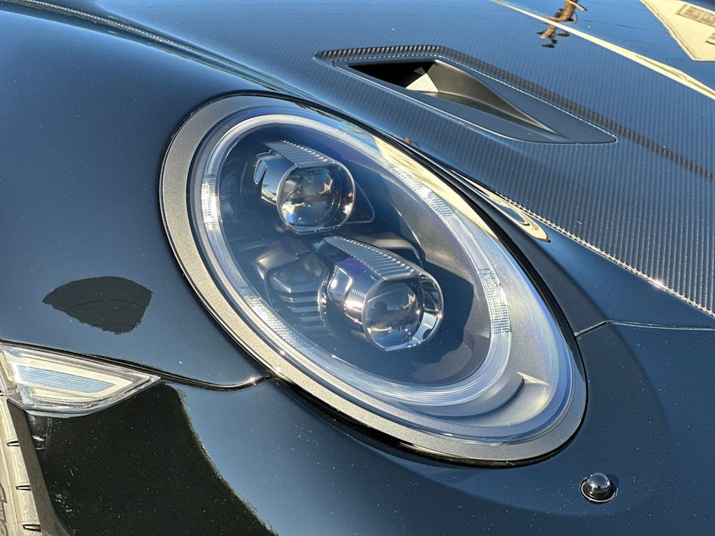 Thumbnail: 2018 Porsche 911 - 28