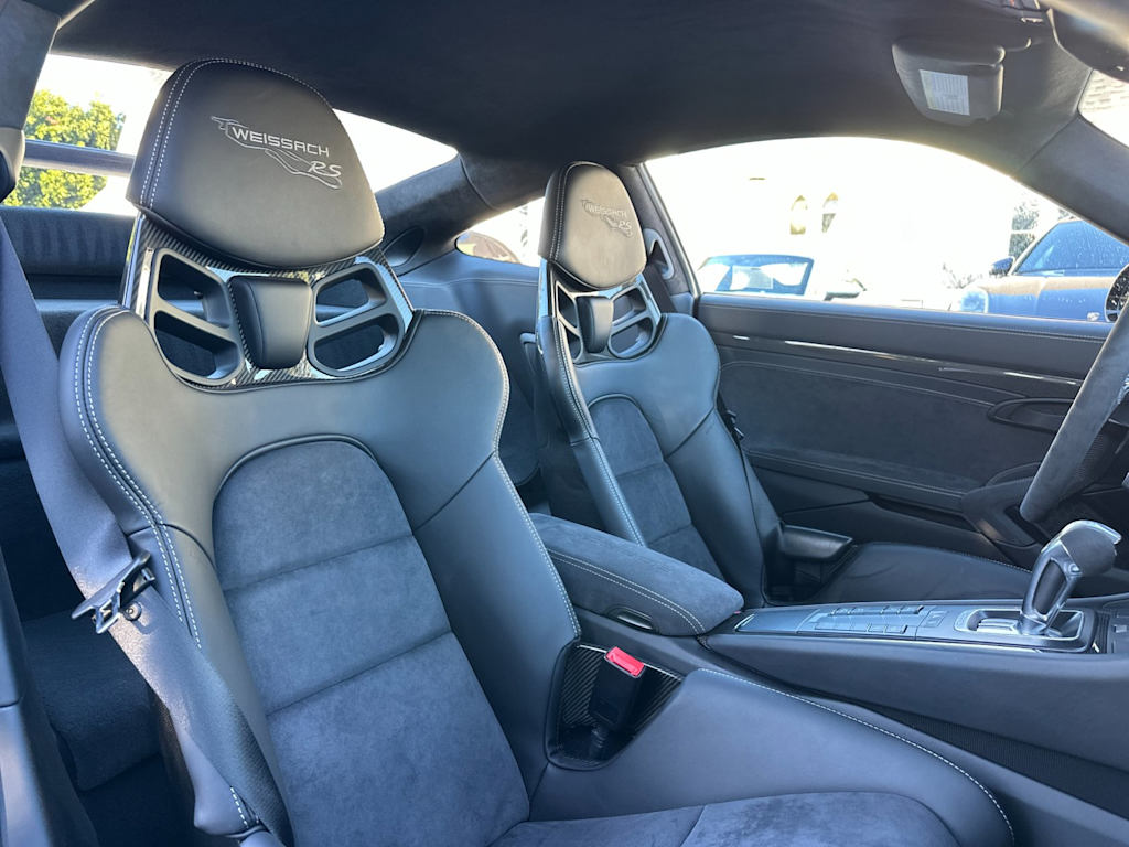 Thumbnail: 2018 Porsche 911 - 11