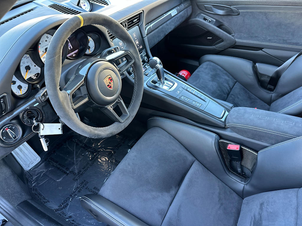 Thumbnail: 2018 Porsche 911 - 2