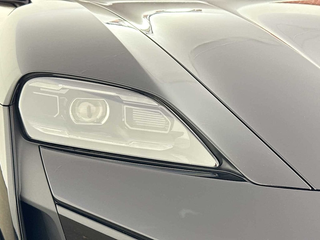 Thumbnail: 2025 Porsche Taycan - 54