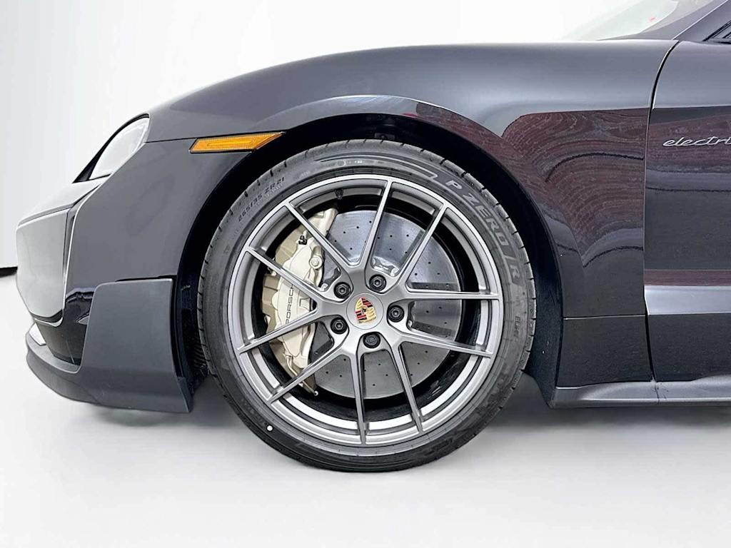 Thumbnail: 2025 Porsche Taycan - 50
