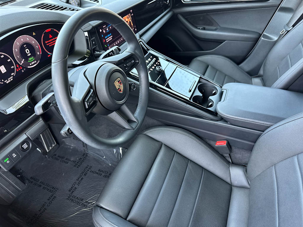 Thumbnail: 2025 Porsche Panamera - 10