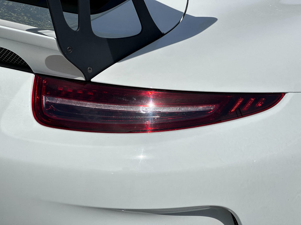 Thumbnail: 2016 Porsche 911 - 30