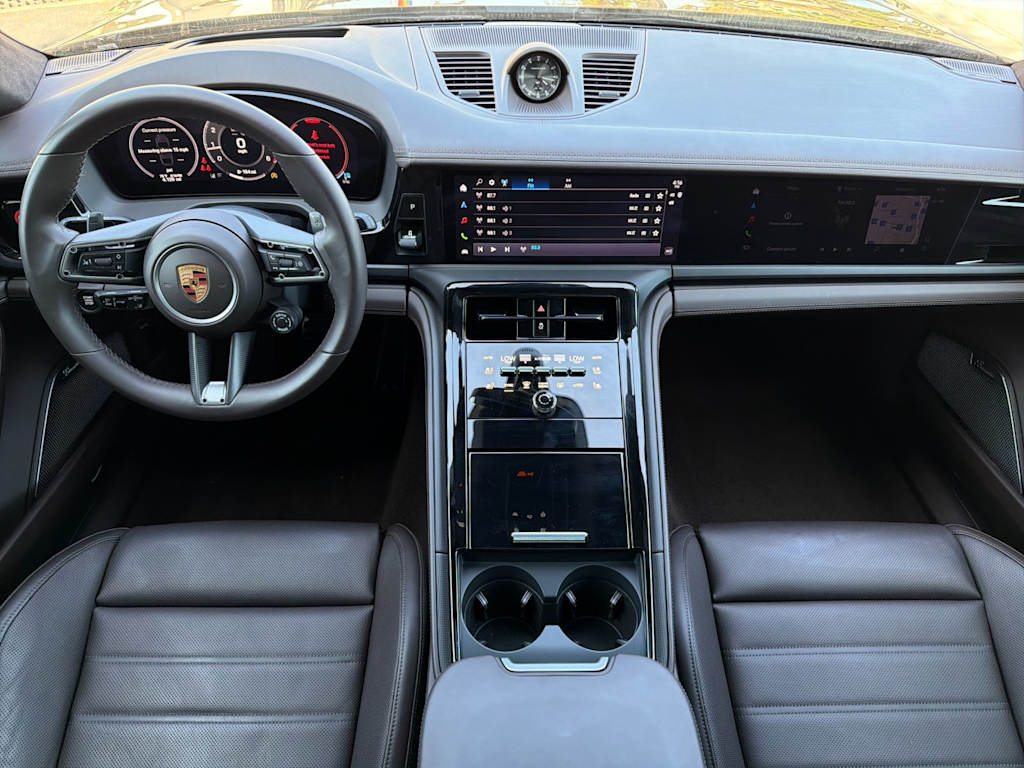 Thumbnail: 2026 Porsche Panamera - 9