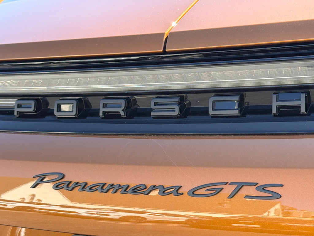 Thumbnail: 2026 Porsche Panamera - 7