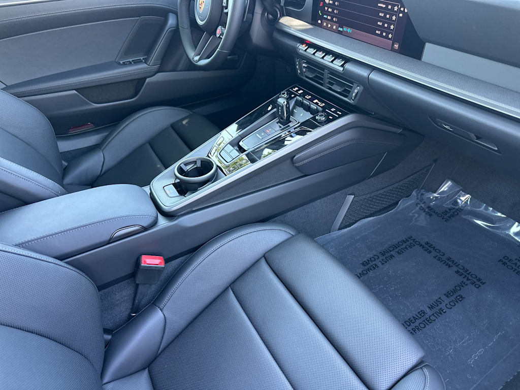 Thumbnail: 2026 Porsche 911 - 2