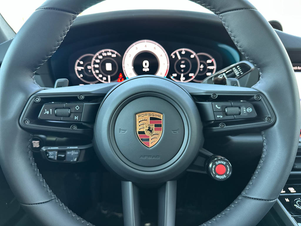 Thumbnail: 2026 Porsche 911 - 8