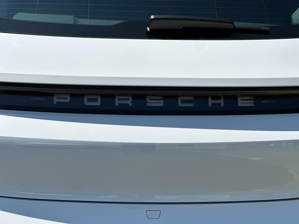 Thumbnail: 2024 Porsche Taycan - 33