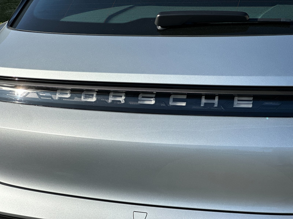 Thumbnail: 2024 Porsche Taycan - 31