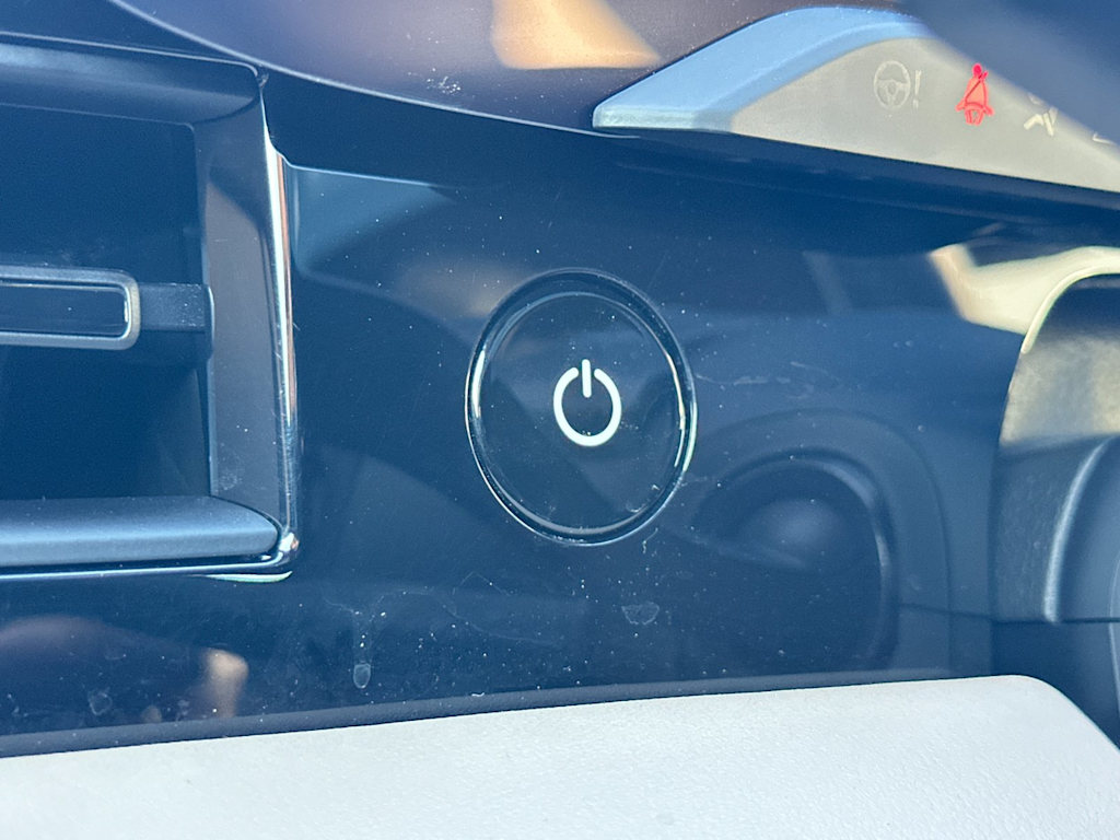 Thumbnail: 2024 Porsche Taycan - 16