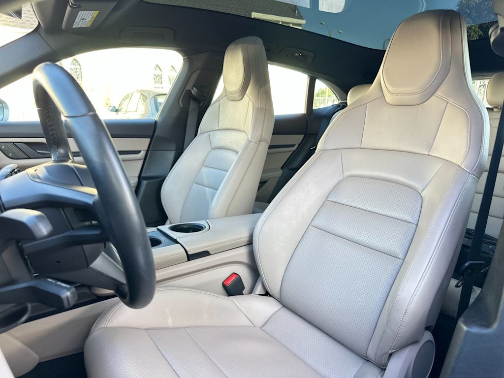 Thumbnail: 2024 Porsche Taycan - 10