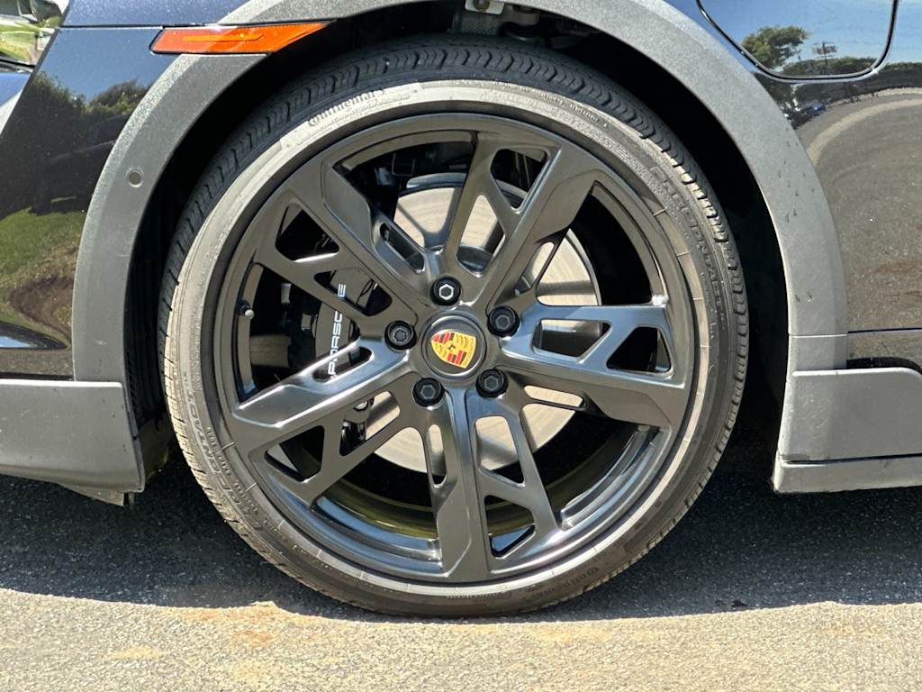 Thumbnail: 2023 Porsche Taycan - 8