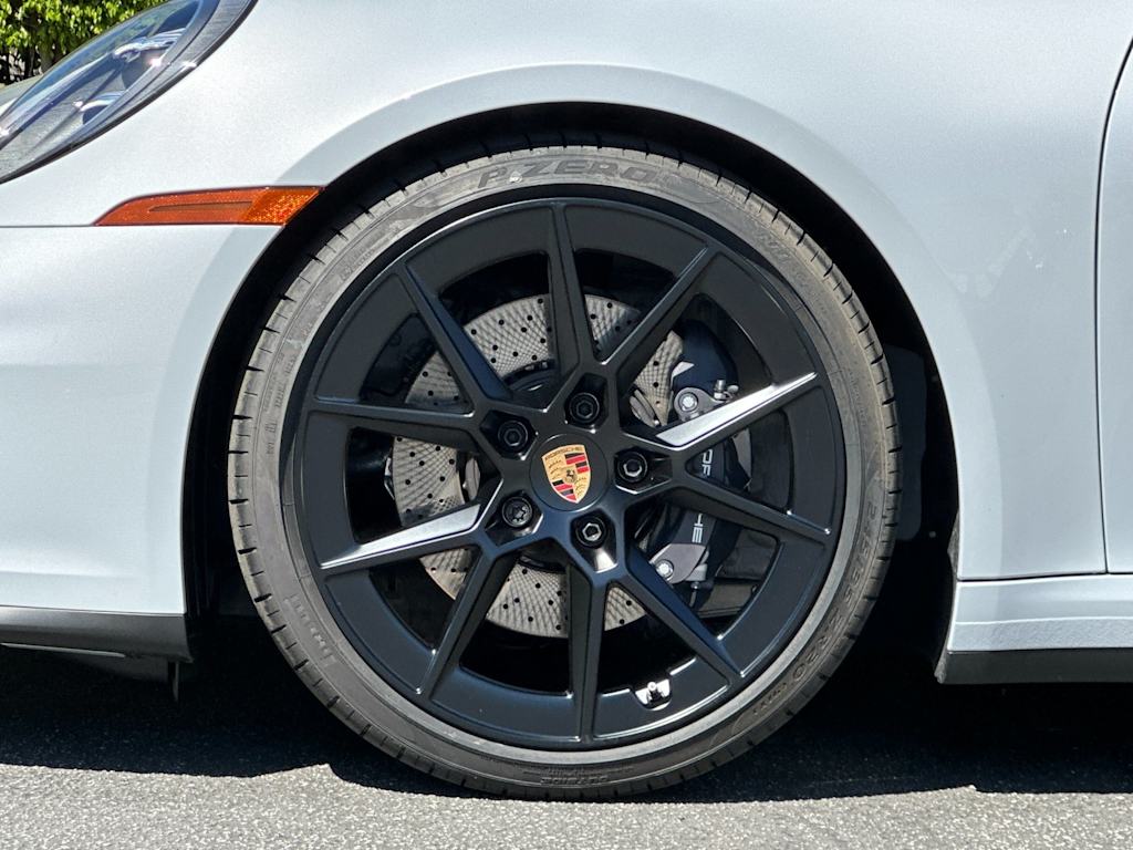 Thumbnail: 2026 Porsche 911 - 8