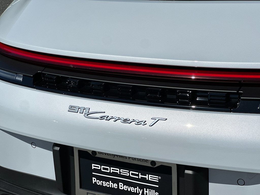 Thumbnail: 2026 Porsche 911 - 30